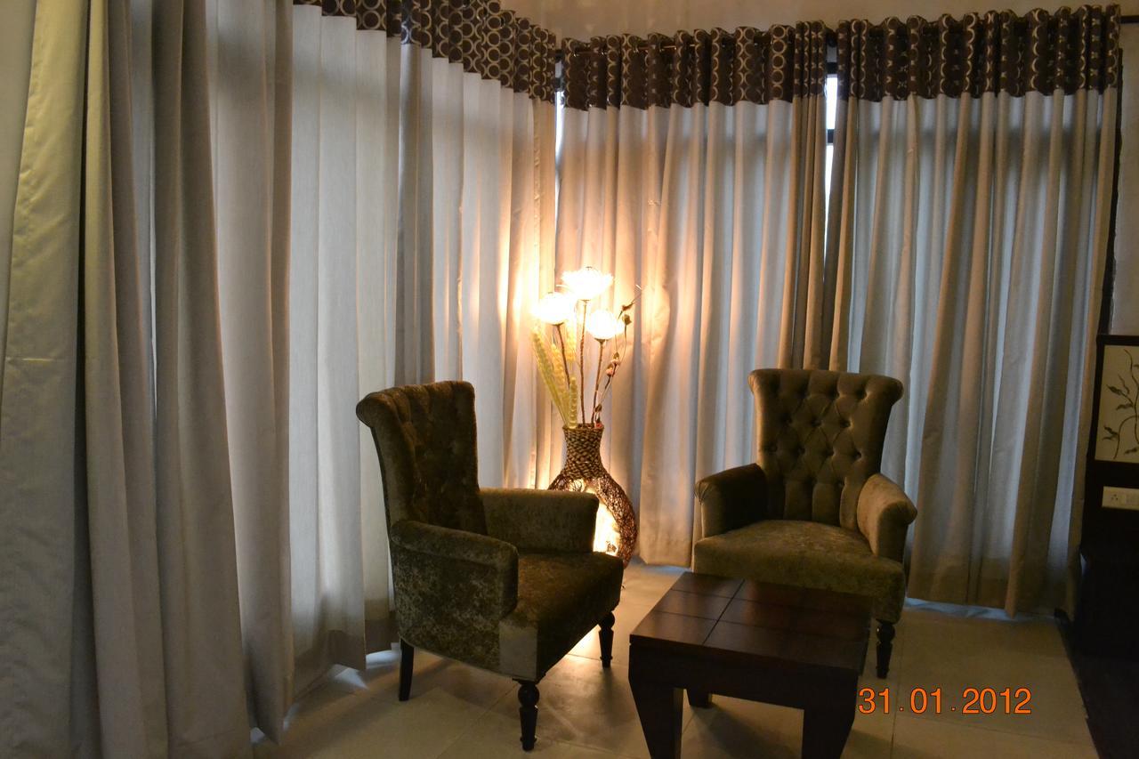 Corbett Wild Iris Spa And Resort Rāmnagar Eksteriør bilde